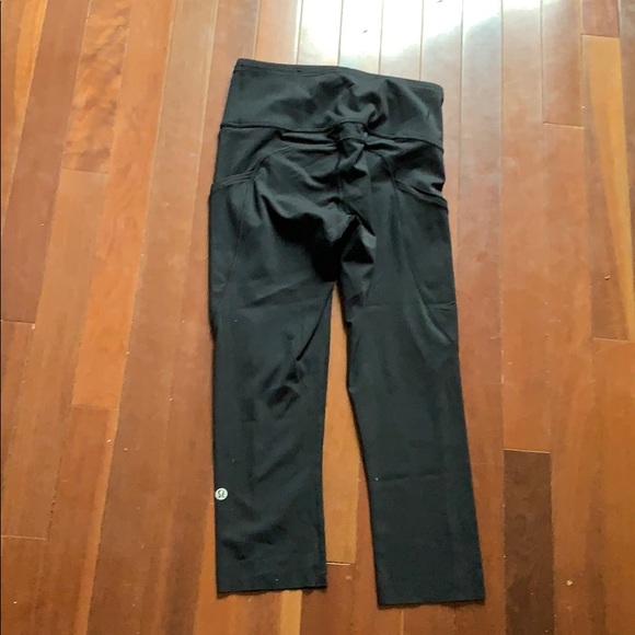NWOT Lululemon Fast and Free High Rise Tight 19” - Picture 3 of 4